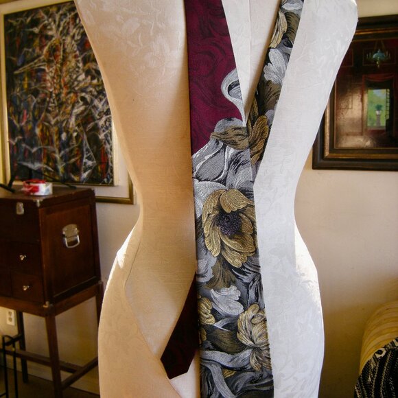 Bachrach Slik Tie  - Floral Patterned Made in USA Fall Earth Tones - Picture 7 of 8